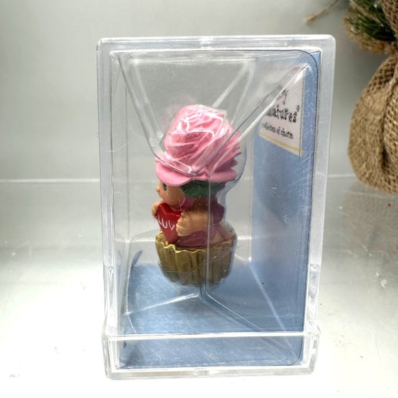 Hallmark Keepsake Merry Miniatures Happy Hatters Collection Rosie Chapeauzie - Picture 2 of 7